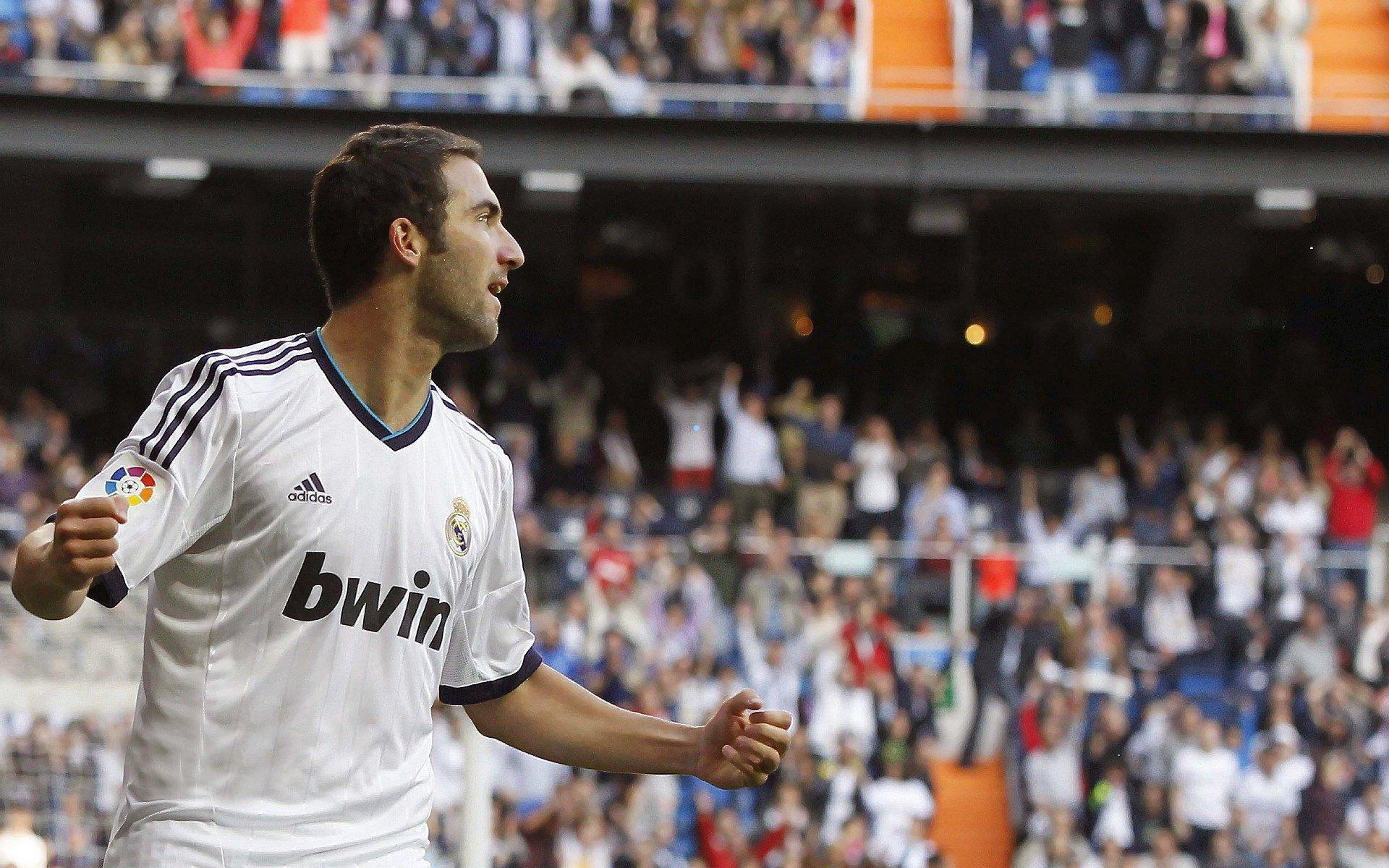 周六德甲焦点战,圣保利主场迎战海登海姆,伤病与战力成胜负手